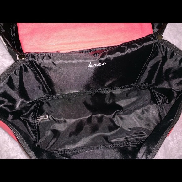 👙Victoria Secret’s Bra & Panty Traveler Bag👙 - Picture 3 of 8